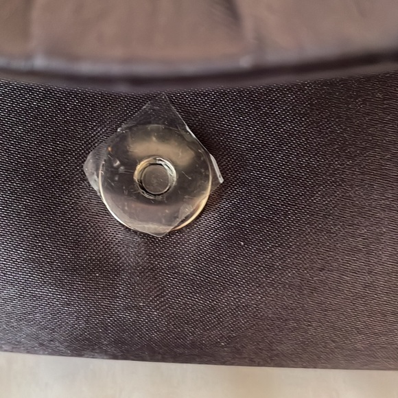 New grey evening purse. Pleated front with chain. - Picture 8 of 8